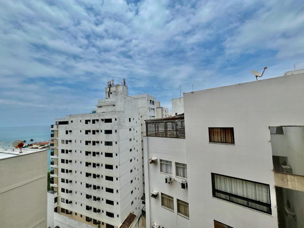 غواراباري Vista Do Mar Com Ar Garagem E Varanda المظهر الخارجي الصورة